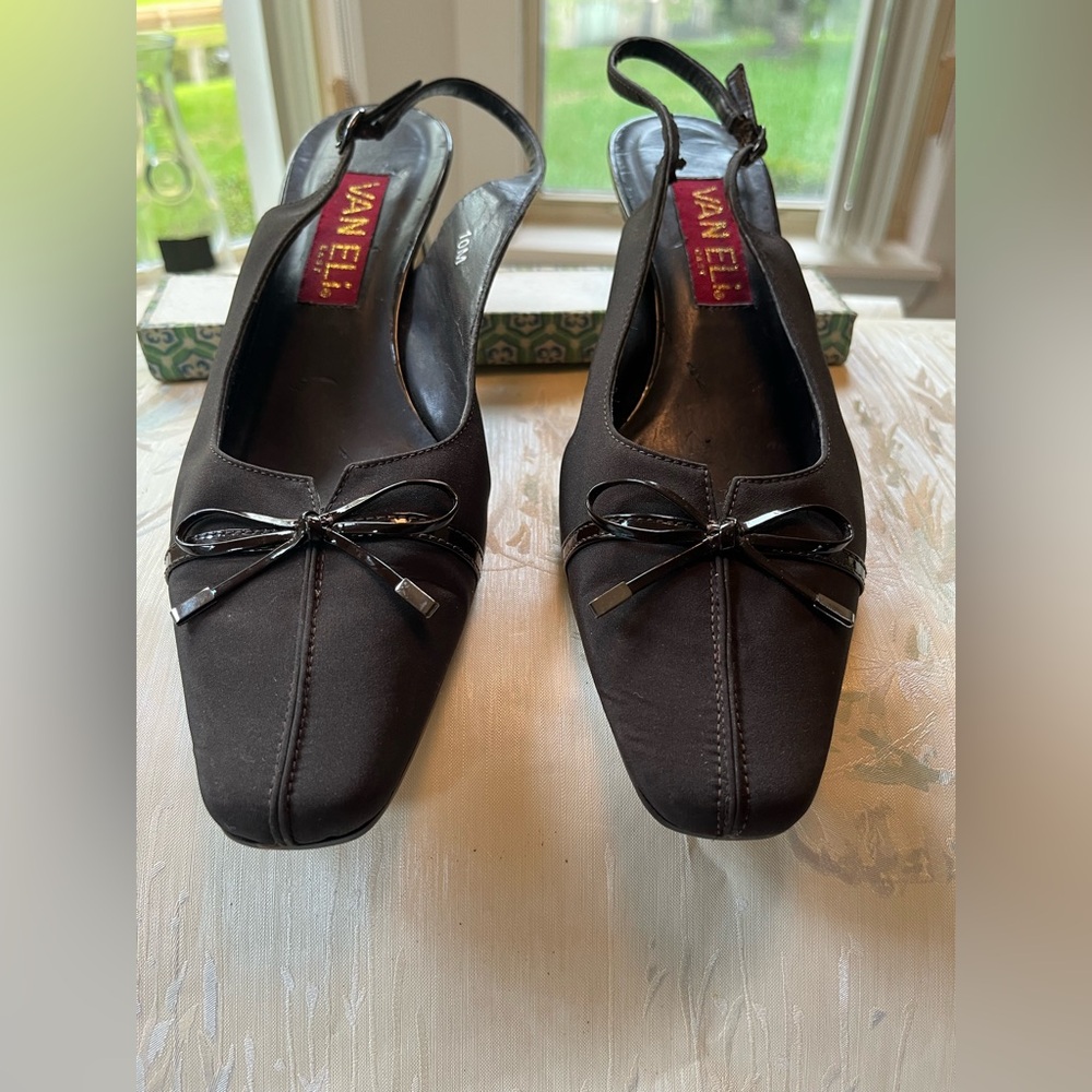 Van Eli Chocolate Brown Heels with Square Toe and Bow Detail